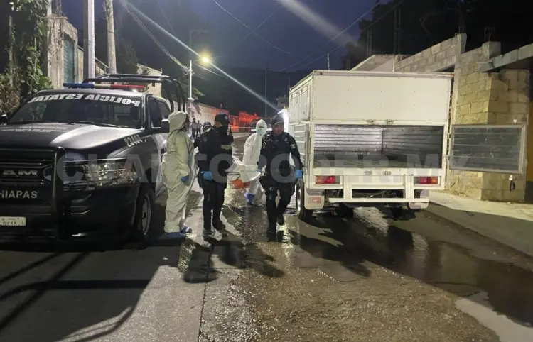Lo matan a cuchilladas en Paseo del Bosque