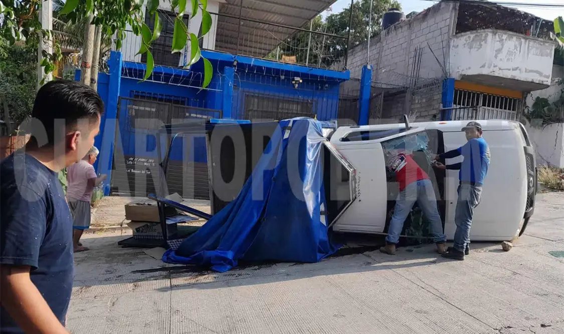 Se le apaga su unidad y termina volcando