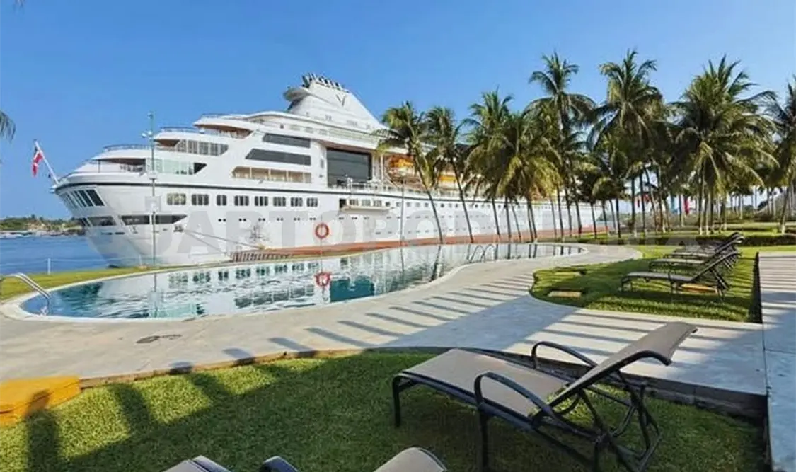 Arriba crucero Odyssey a Puerto Chiapas