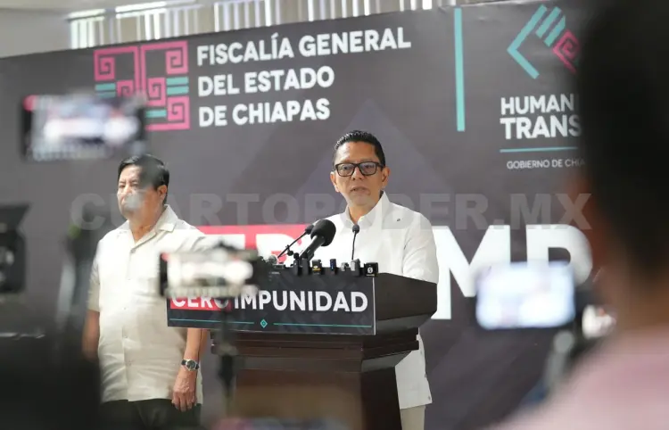 Pareja de Yudiel entregaba a menores: FGE