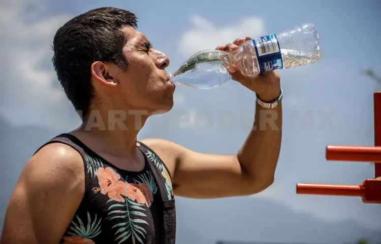 Evita golpes de calor; emiten recomendaciones
