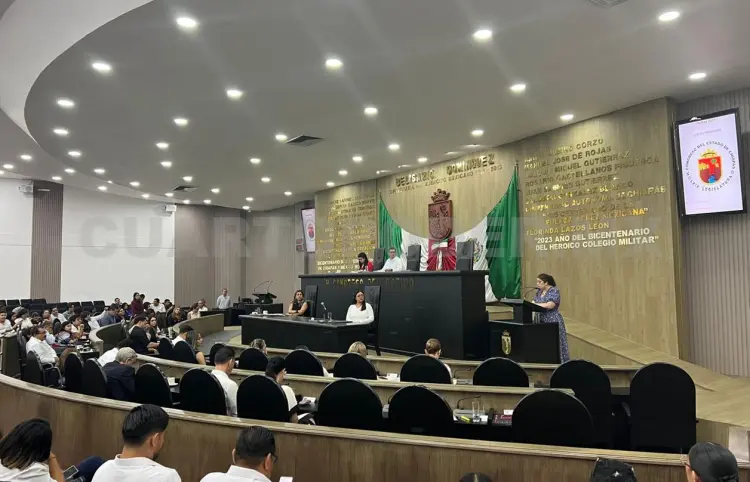 Fortalecerse o morir, el rumbo del PRI y PAN