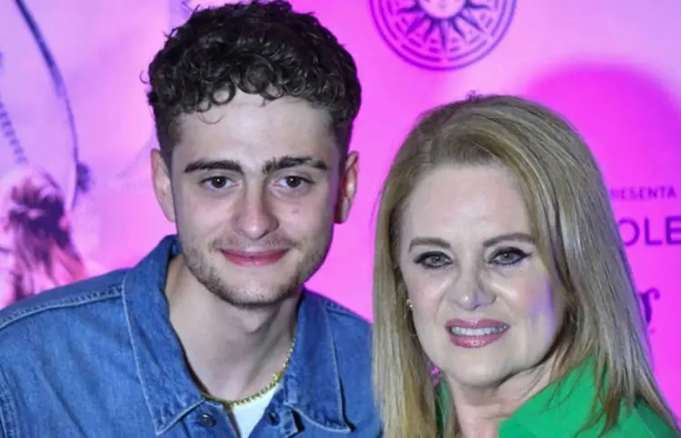 Nicolás Buenfil, apenado por su madre