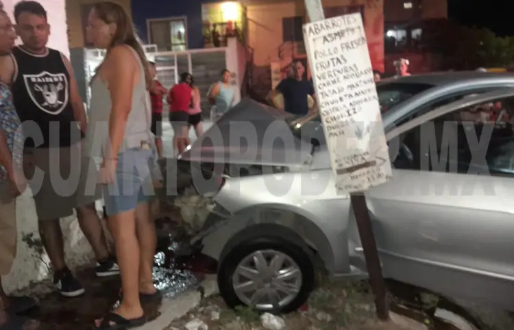 Se estampa en fachada de una vivienda