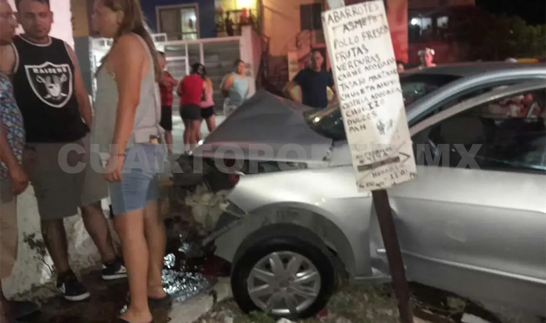 Se estampa en la fachada de una vivienda