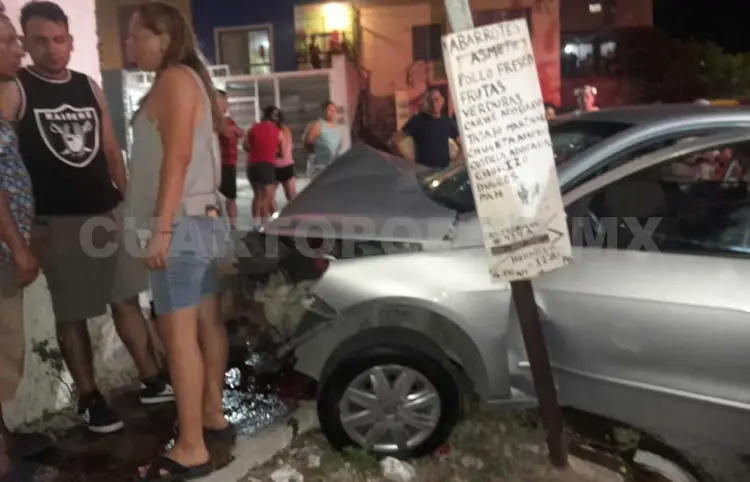 Se estampa en la fachada de una vivienda