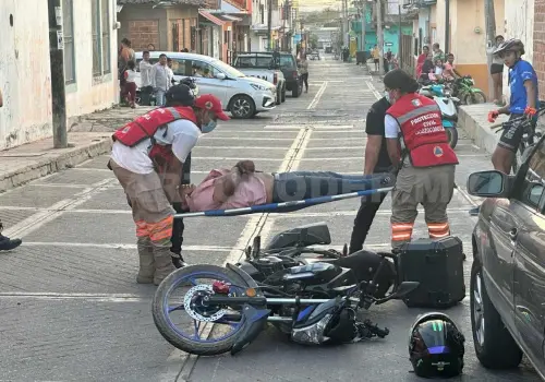Panadero se lesiona en aparatosa caída