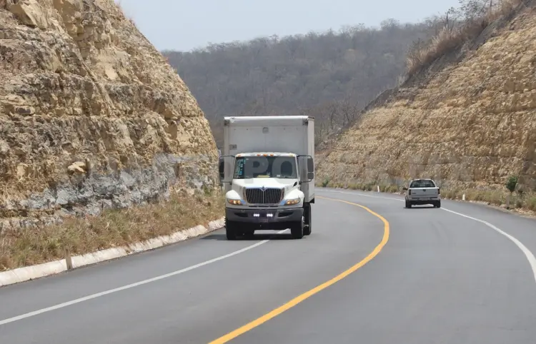 Piden operativos contra transporte irregular