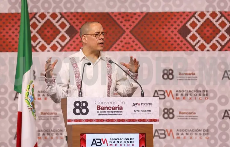 Gobierno impulsa ecosistema de pagos digitales; transición es inevitable, afirma José Merino