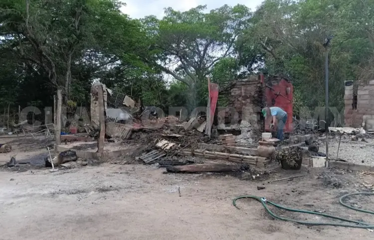 Recaudan fondos para Yolanda y Roberto