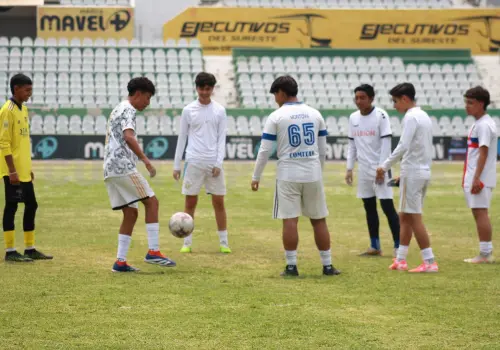 Talento Chiapas proyectó a sus "perlas"