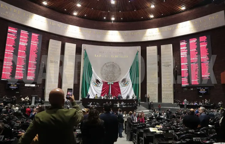 Rechazan amparo para "descongelar" reforma laboral