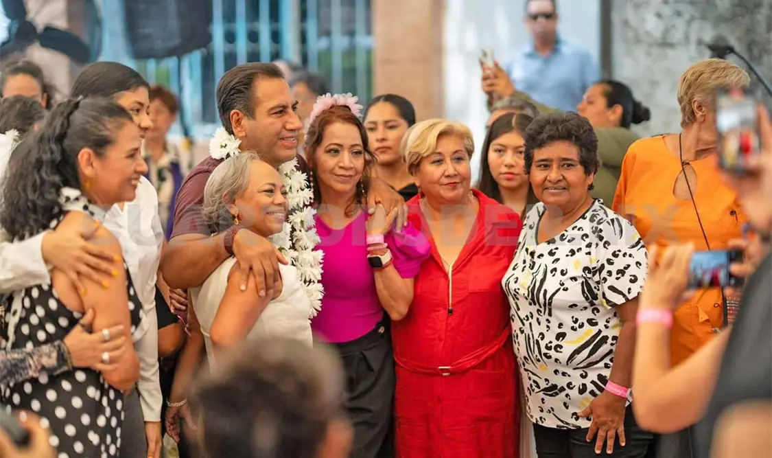 Las asistentes expresaron su gratitud al gobernador por la convivencia y por las acciones que emprende por el bienestar. CP