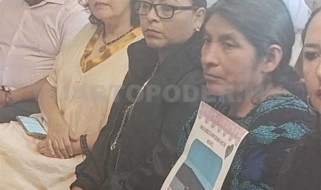 La muestra cuenta siete historias sobre familias de personas desaparecidas. Elio Henríquez / CP