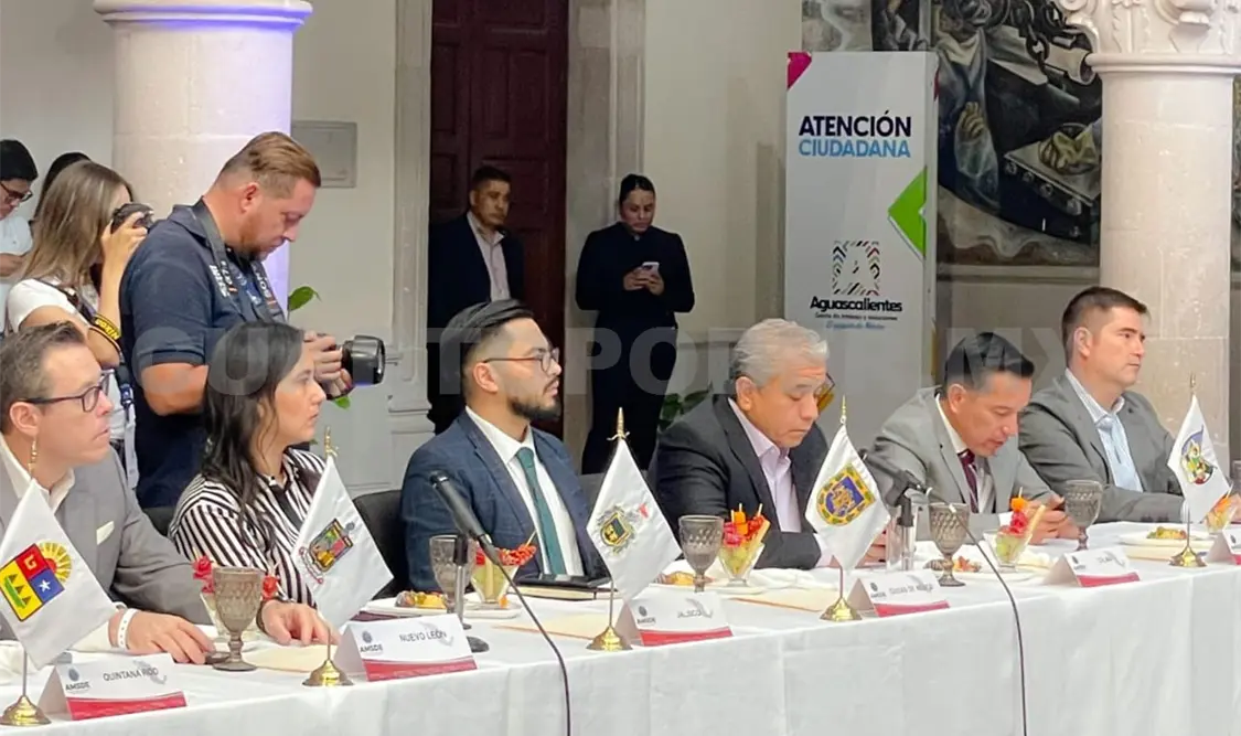 Chiapas, presente en encuentro de secretarios