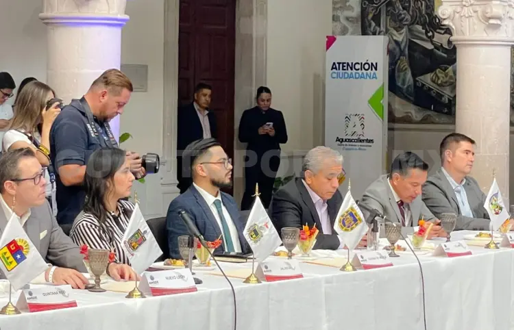 Chiapas, presente en encuentro de secretarios
