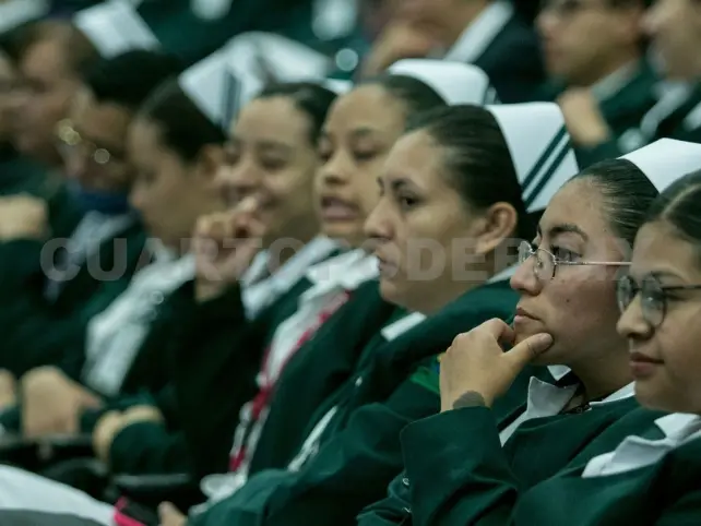 Enfermería, esencial en atención de la salud