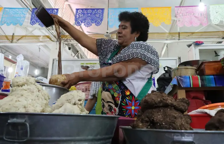 Aumenta venta de pozol en la capital