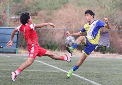 Conejos Dorados se impone en duelo cerrado