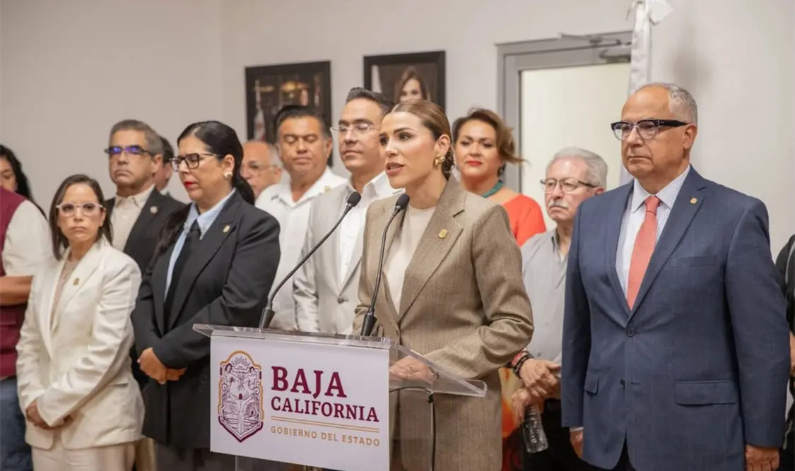 Gobernadora asegura que no le cancelaron cuentas