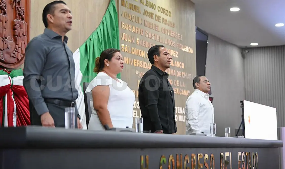 Atestigua homenaje póstumo al maestro José Artemio López
