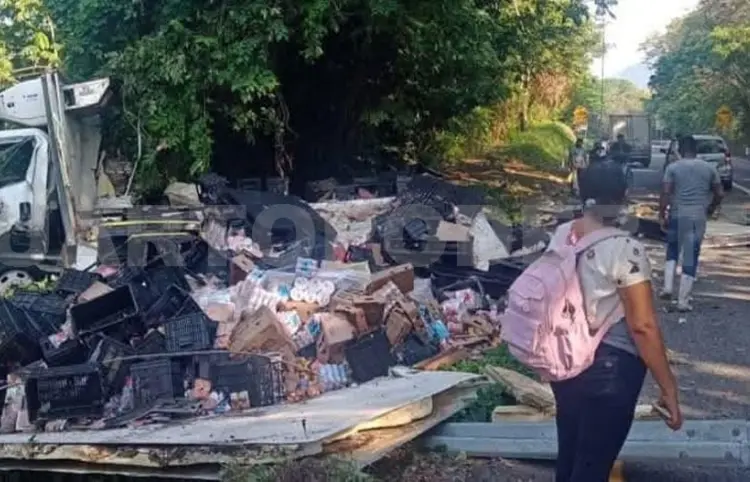 Queda destrozado tras accidente