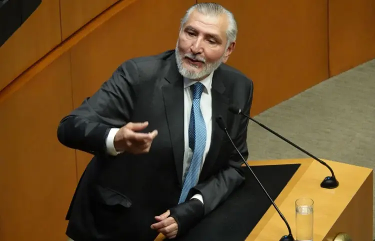 Adán propone comisión para rechazar impuesto