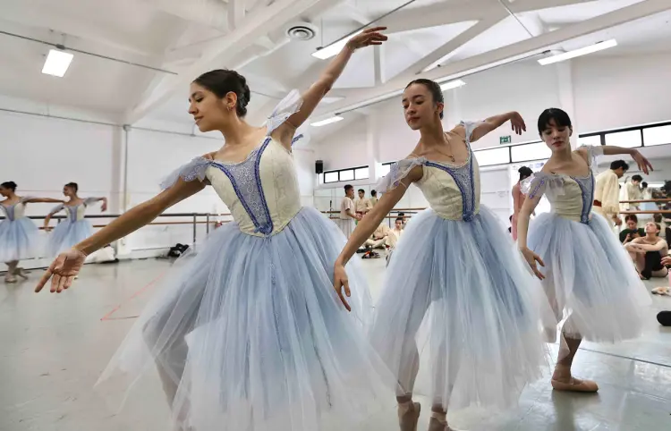 Coppélia hará del público su cómplice