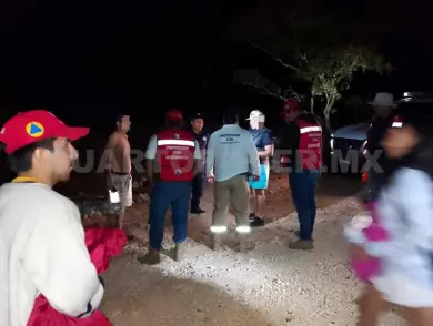 Rescatan a familia extraviada en camino a río