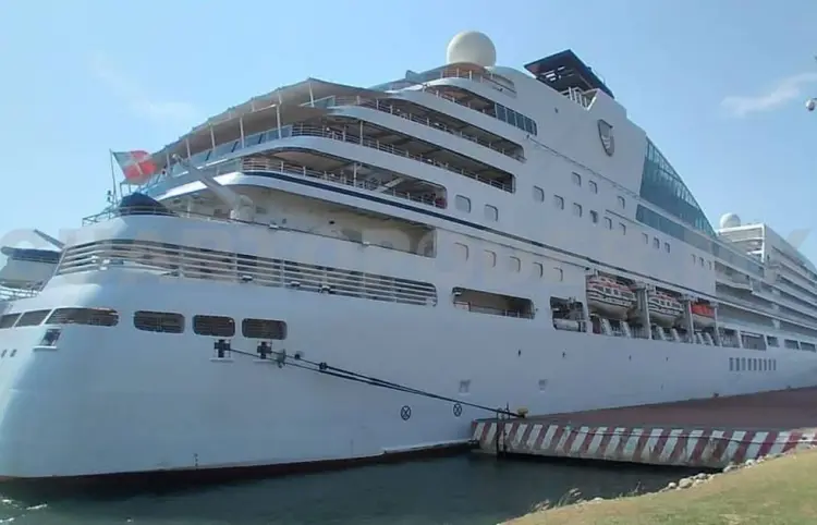 Tapachula da la bienvenida al crucero Seabourn