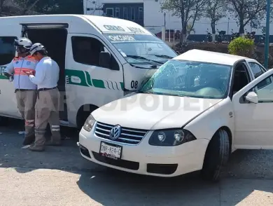 Seis lesionados en aparatosa colisión