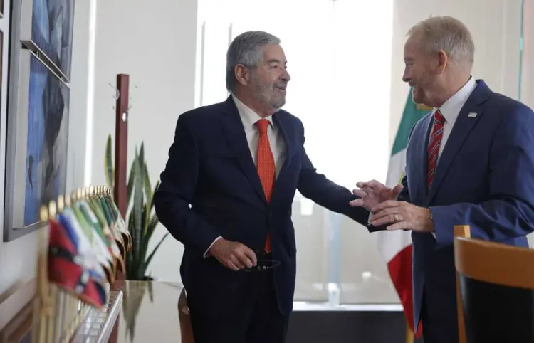 Rechazan impuesto de 5 % a remesas en EU
