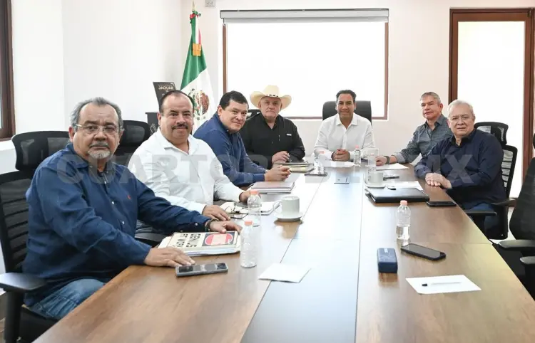 Reafirma Eduardo Ramírez la estabilidad financiera