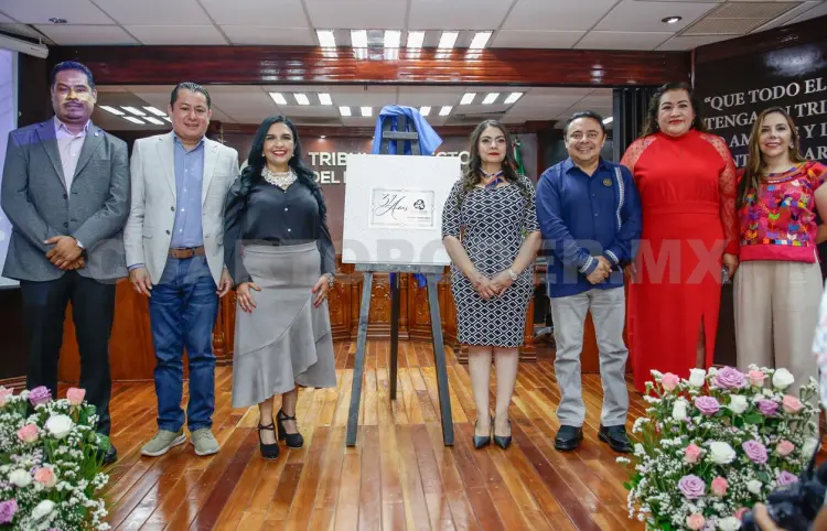 Participa en celebración del Tribunal Electoral