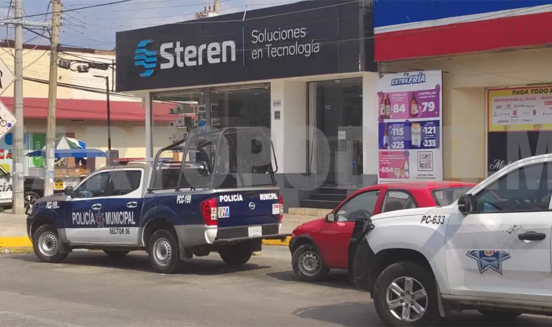 Asaltan Steren y se llevan más de 50 mil pesos