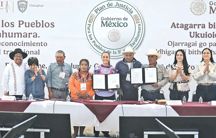 Sheinbaum restituye 820 hectáreas a pueblos indígenas