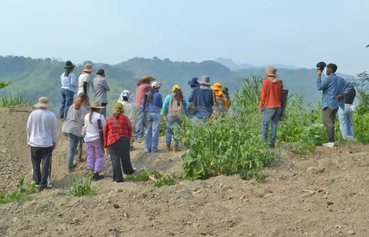 Alumnos realizan prácticas en el volcán Chichonal