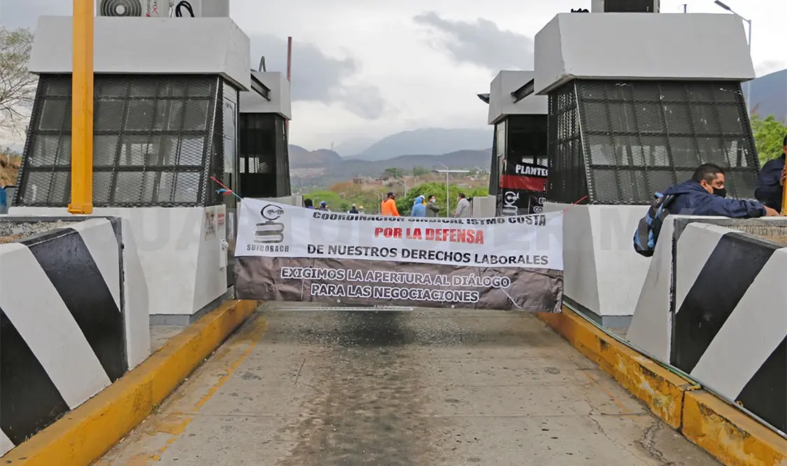 Docentes estarán este lunes en la vía que comunica San Cristóbal con Tuxtla Gutiérrez. Cortesía