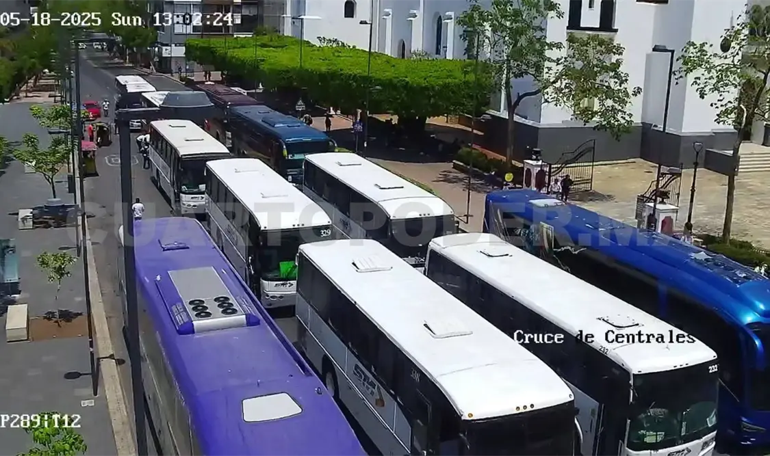 Los estudiantes se movilizaron por distintos puntos de la ciudad. CP