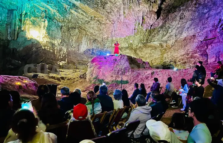 Exitoso concierto en las Grutas de El Mamut