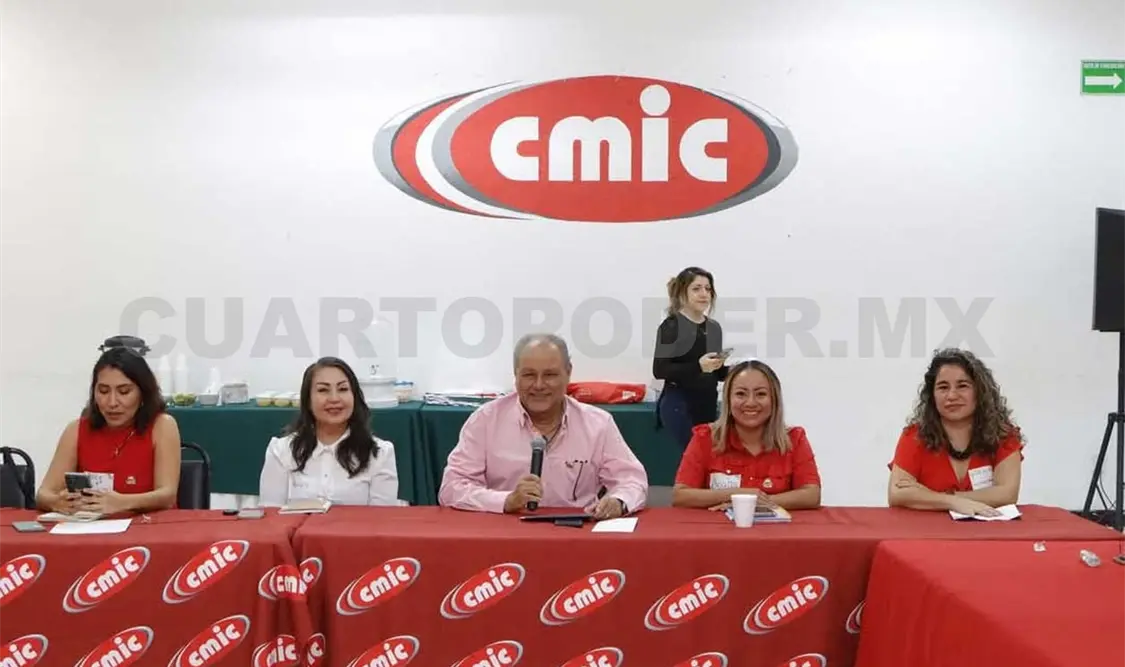 Los empresarios se actualizan para crear oportunidades de negocios. CP