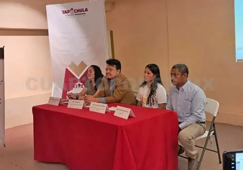 Atienden convocatorias artísticas