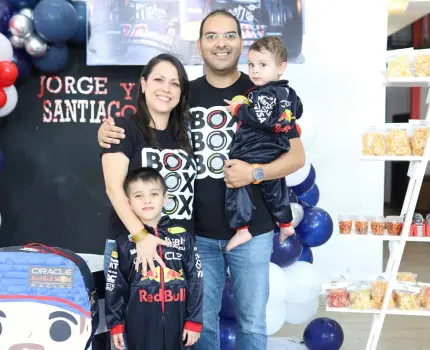 ¡Muchas felicidades, Jorge y Santiago!