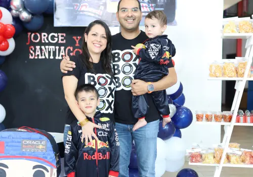 ¡Muchas felicidades, Jorge y Santiago!