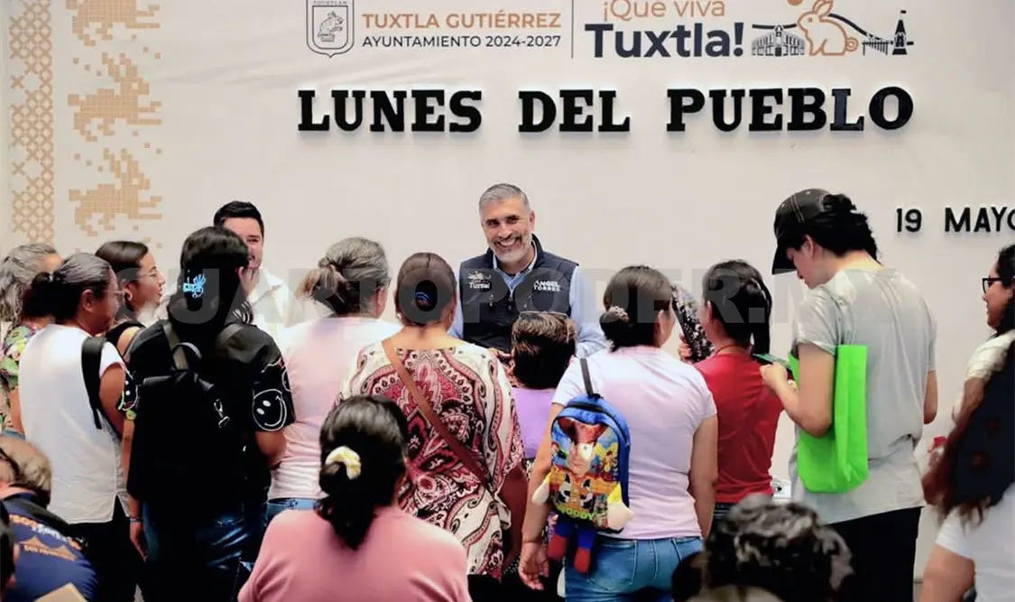 El presidente refrendó el compromiso de su administración de tener un gobierno de puertas abiertas que atiende y resuelve. CP