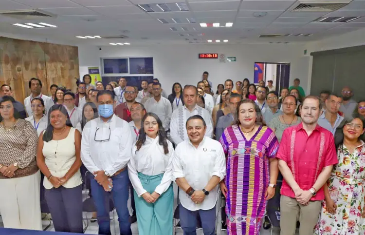 Participan en el taller de análisis de sentencias