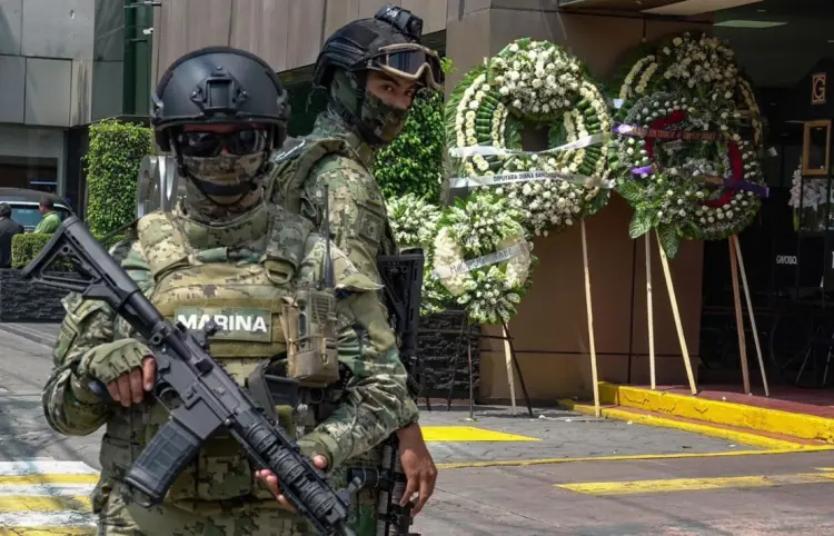 Sepultan a José Muñoz bajo fuerte dispositivo