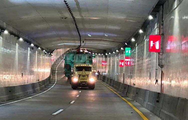 Autotransformador trifásico viaja a Chiapas