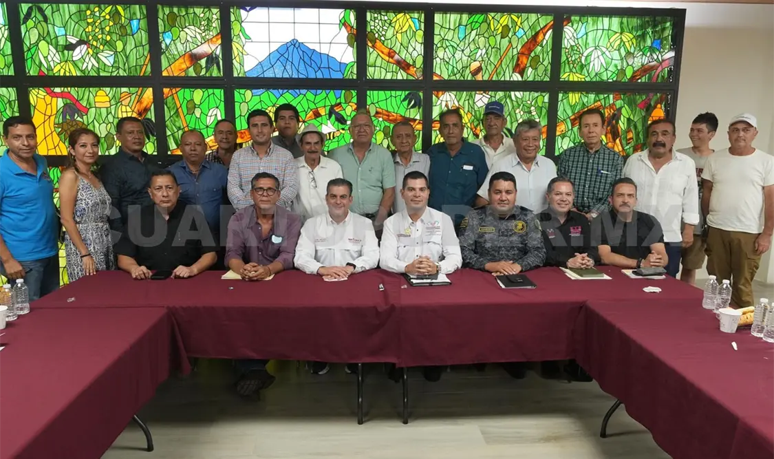 Las solicitudes fueron atendidas por el secretario de Seguridad y las autoridades, dando respuesta puntual a cada participante. CP