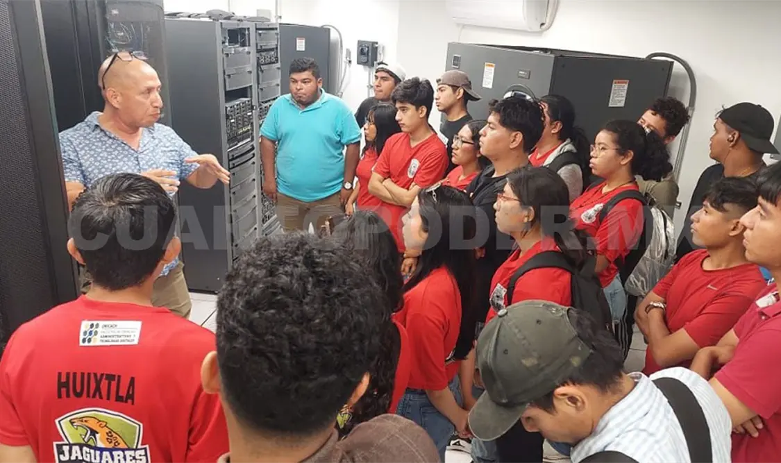 Las y los alumnos pertenecen a la Facultad de Ciencias Administrativas y Tecnológicas Digitales, con sede en Huixtla. CP